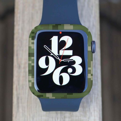 Apple_Watch Se (40mm)_Army_Green_Pixel_4